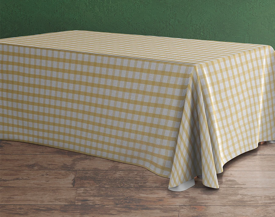 Biały obrus reklamowy w kratę, swobodnie opadający na prostokątny stół.